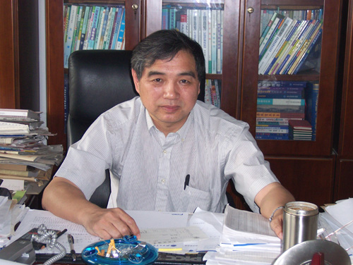 浅探大学出版社发展之路 - 社长总编论坛 - 中国