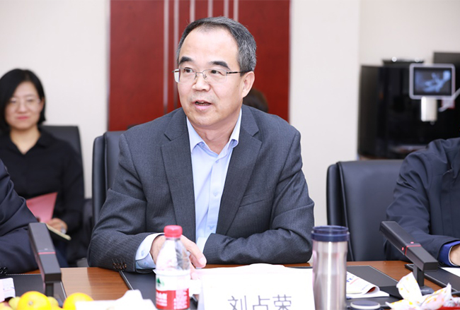 在发展中以质取胜 在传承中锐意创新——庆祝国家开